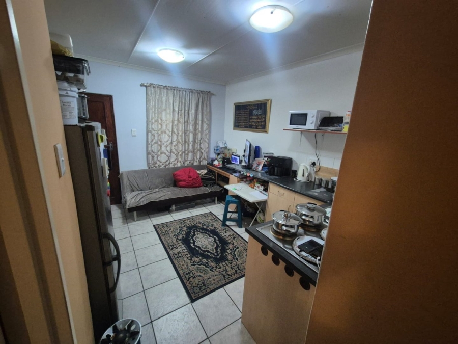 2 Bedroom Property for Sale in Pelican Park Western Cape